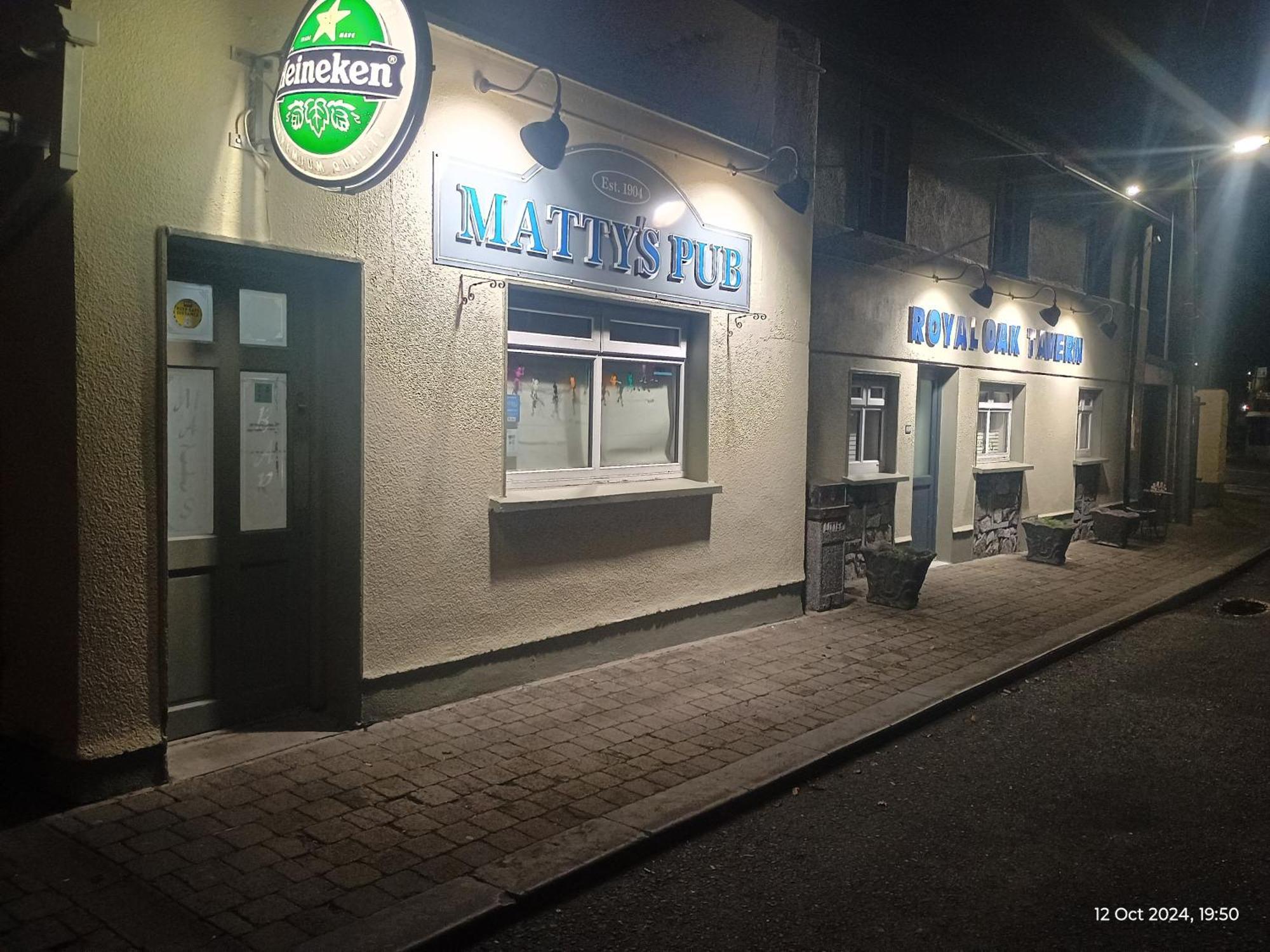 Matty'S Pub - Apartment'S Carlow Exteriör bild